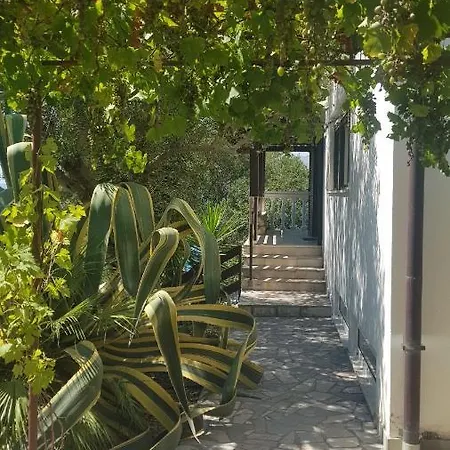 Kairos Villa