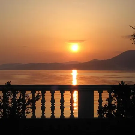 Kairos Villa *